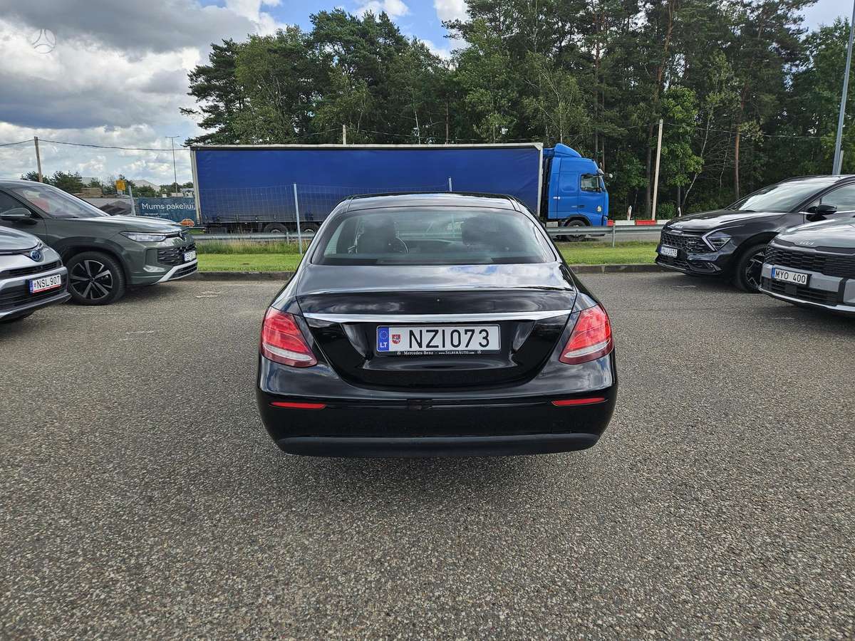 Mercedes-Benz E250 - 4