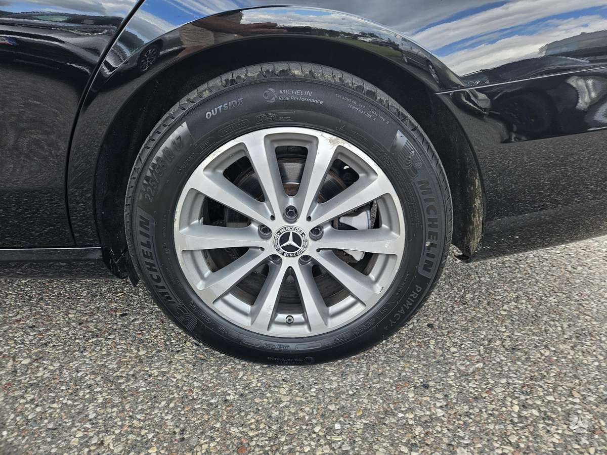 Mercedes-Benz E250 - 10