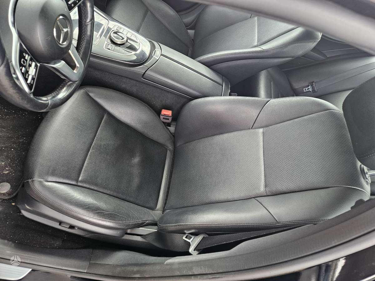 Mercedes-Benz E250 - 12