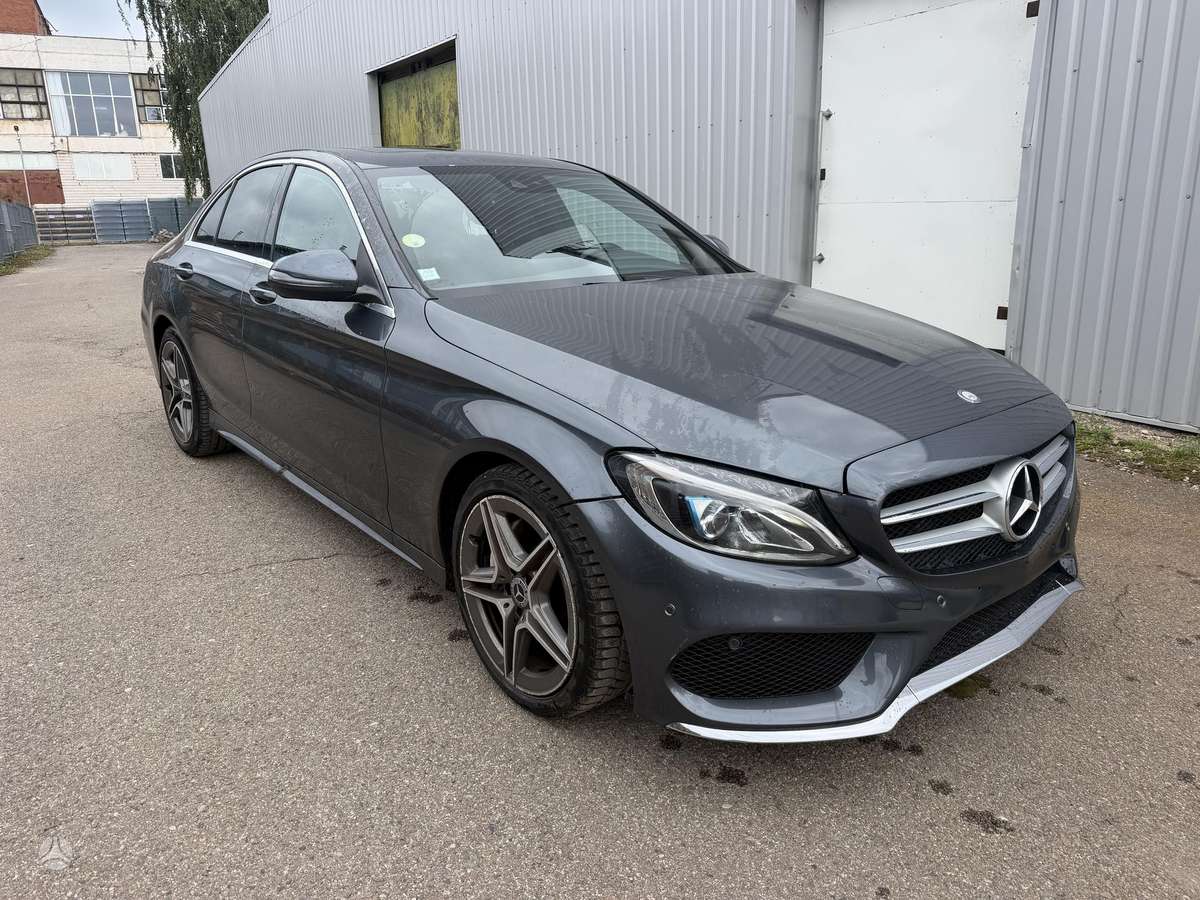 Mercedes-Benz C220 - 3