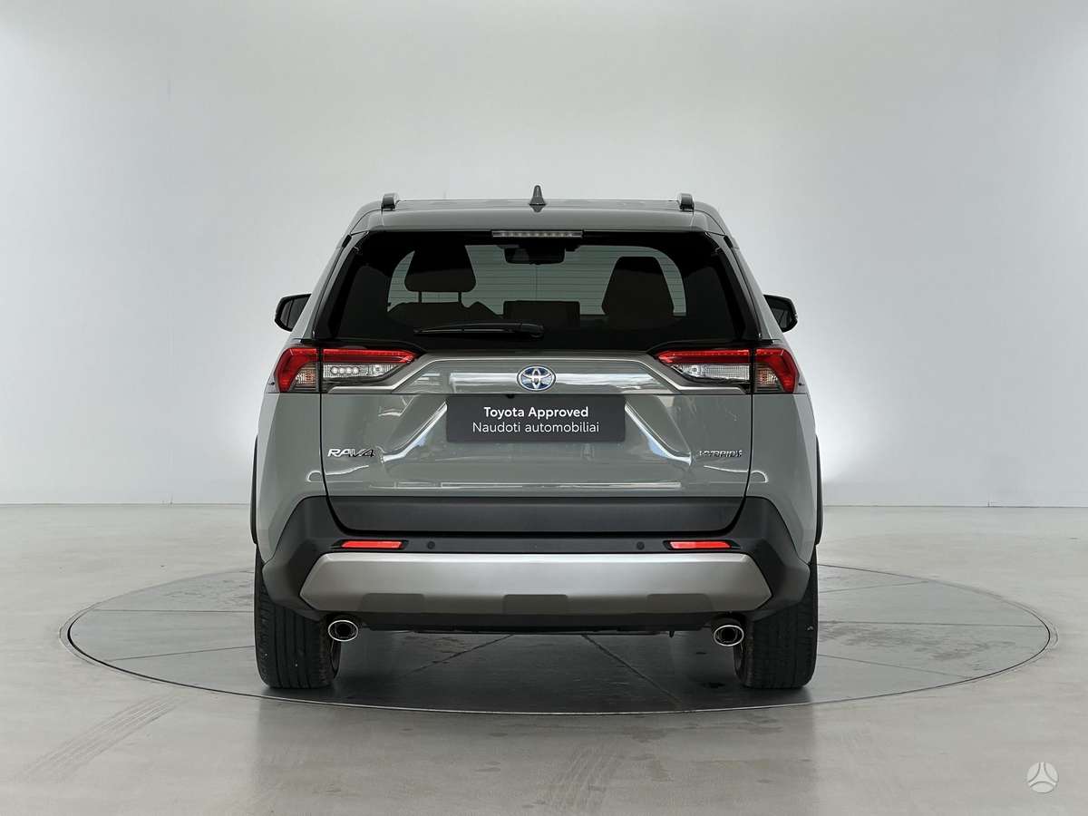 Toyota RAV4 - 4