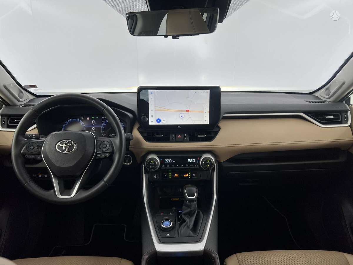 Toyota RAV4 - 8