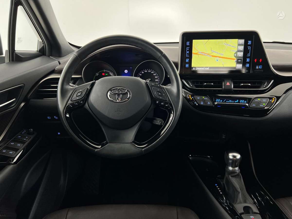 Toyota C-HR - 9