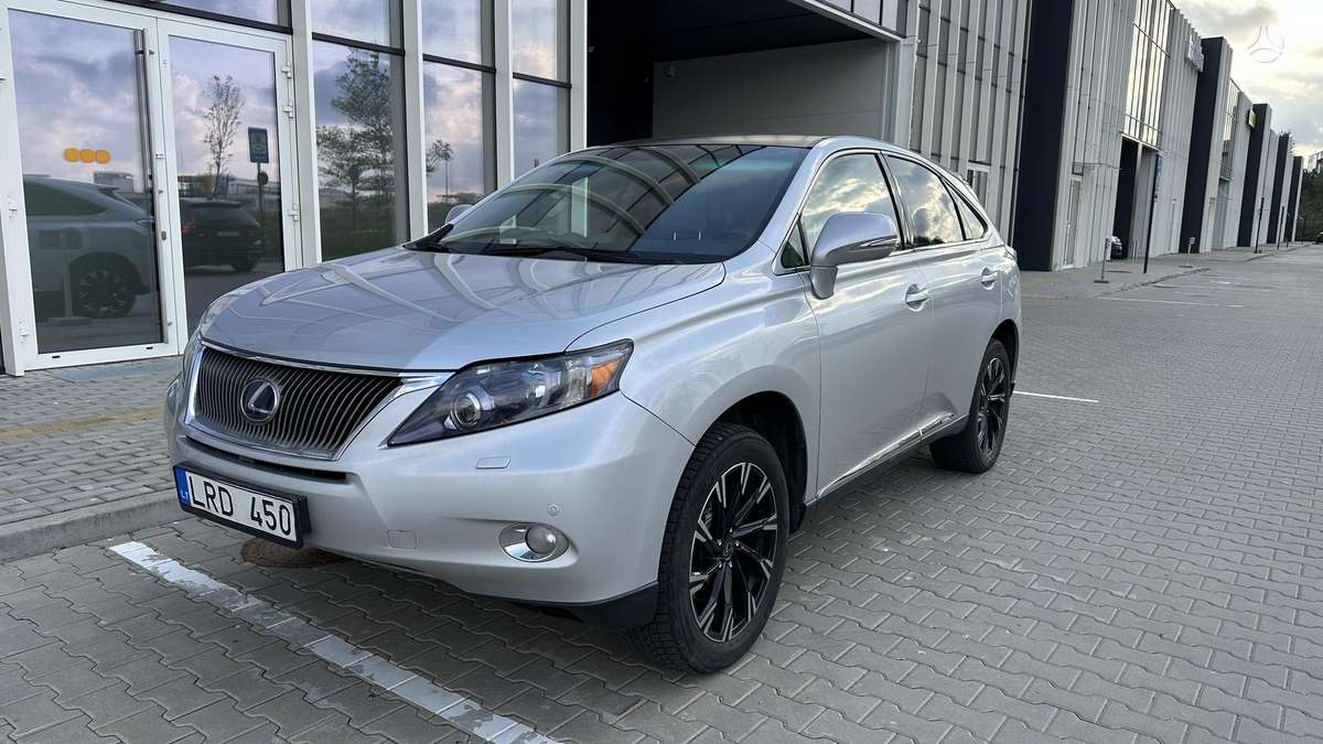 Lexus RX 450h - 11