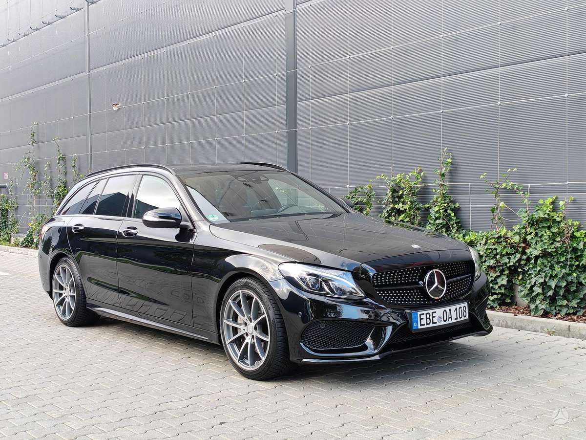 Mercedes-Benz C300 - 2