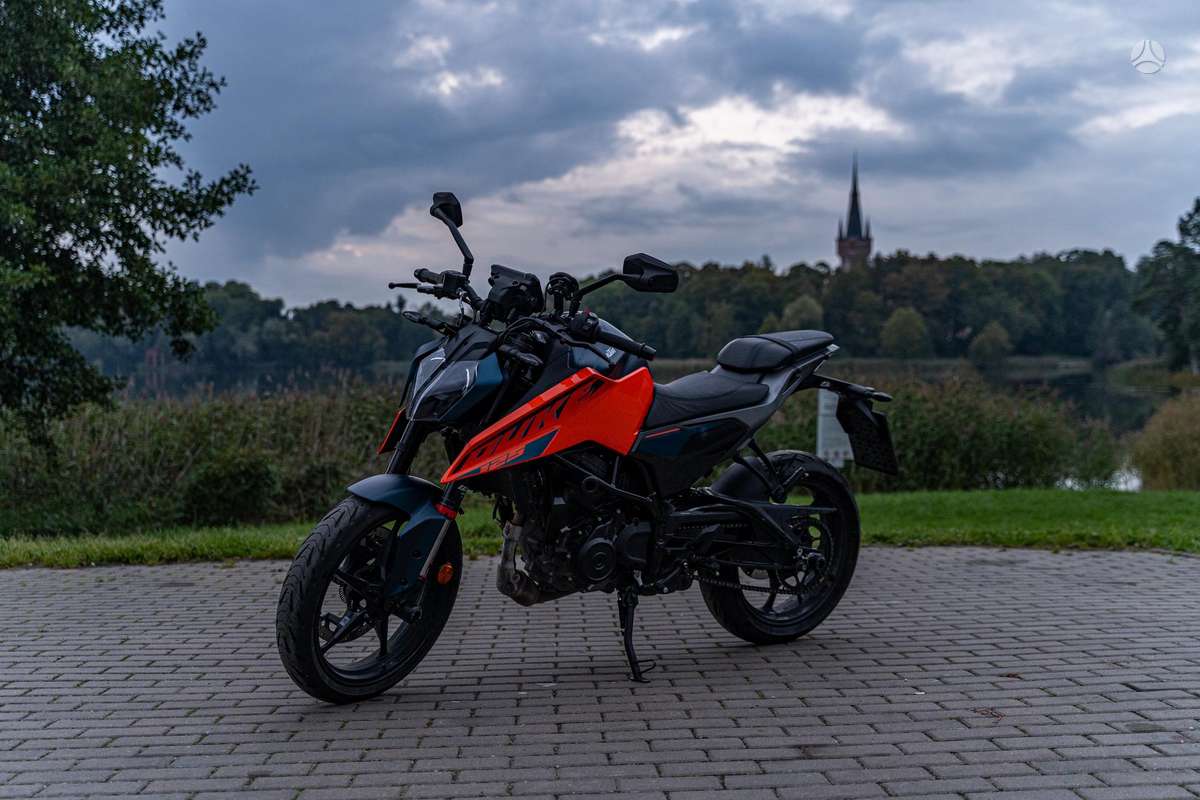 KTM Duke 125cc, street / classic