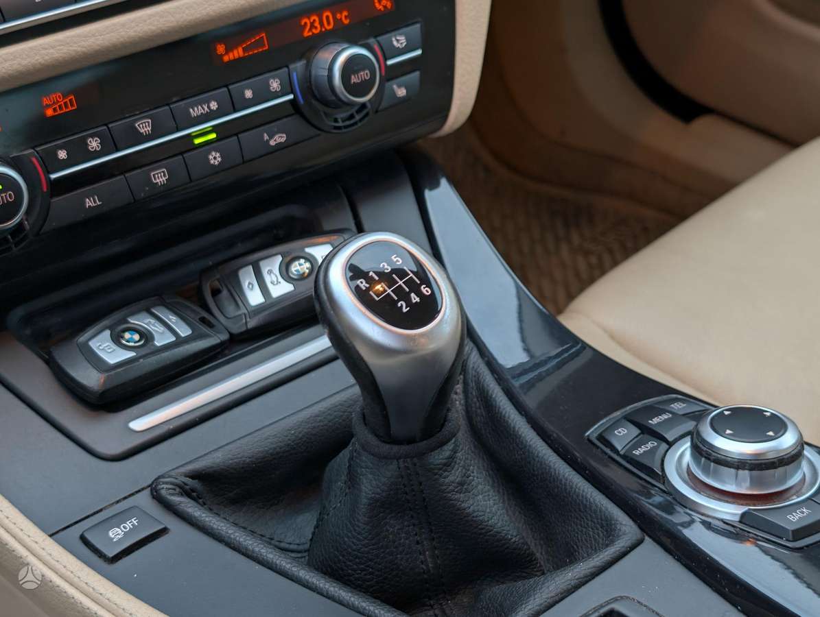 BMW 520 - 12
