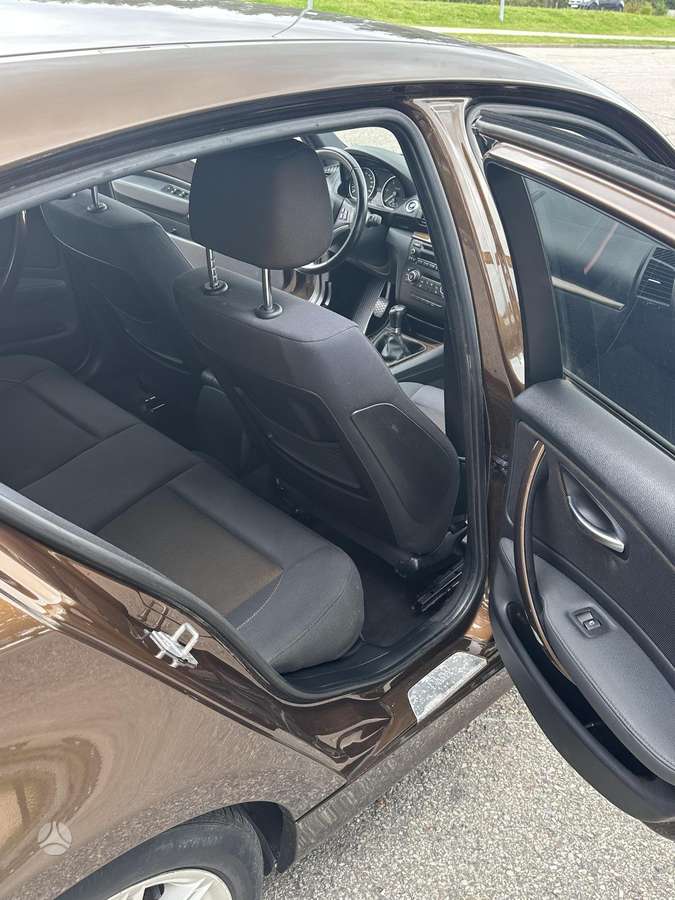 BMW 116, 2.0 l., Хэтчбек