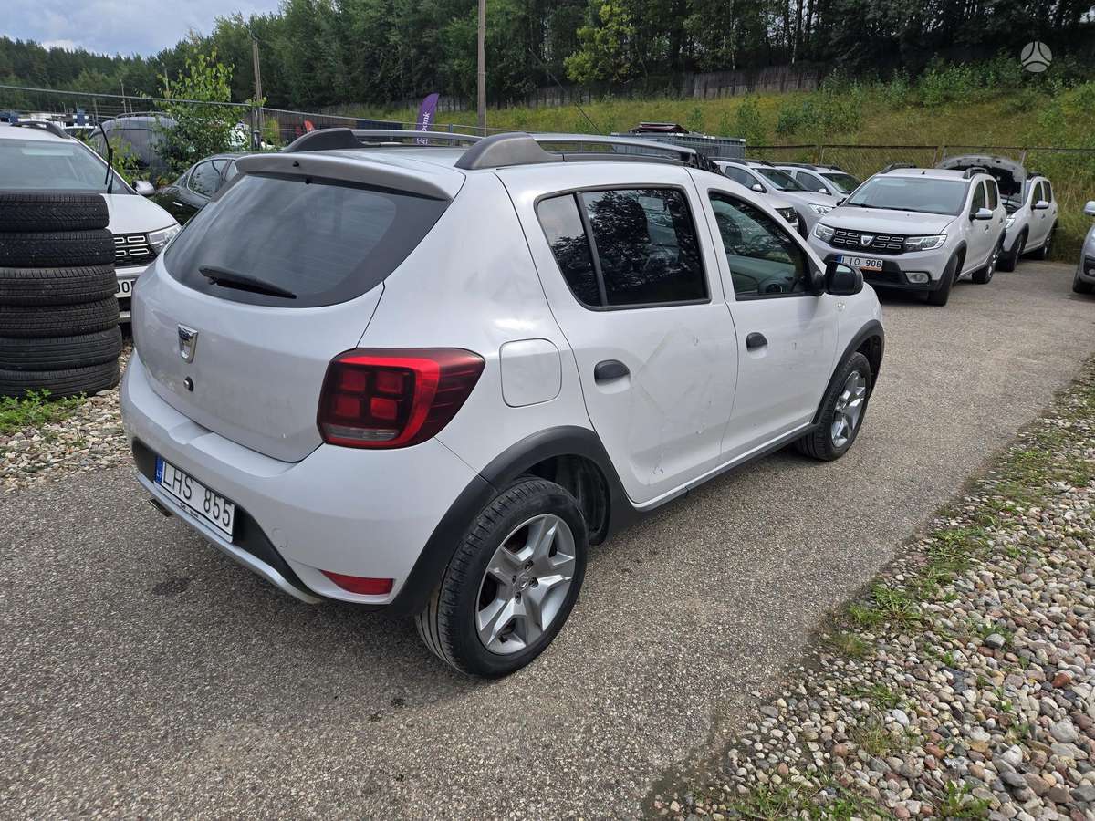 Dacia Sandero - 6