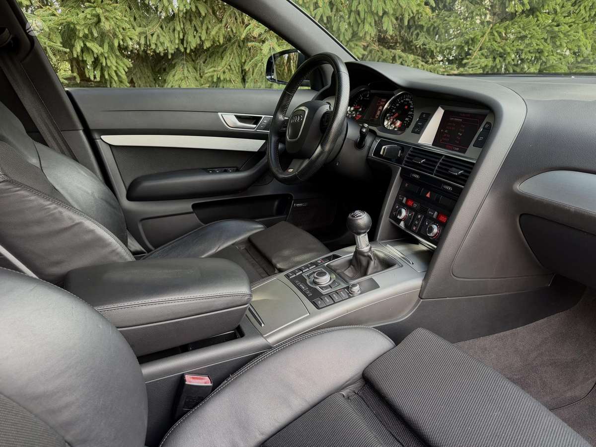 Audi A6 - 12