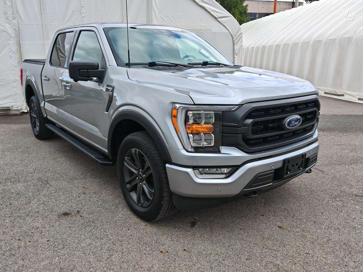 Ford F-150 - 2