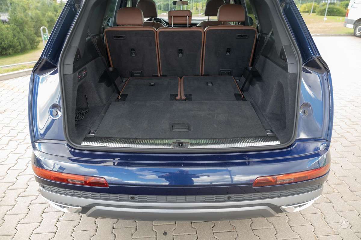 Audi Q7 - 12