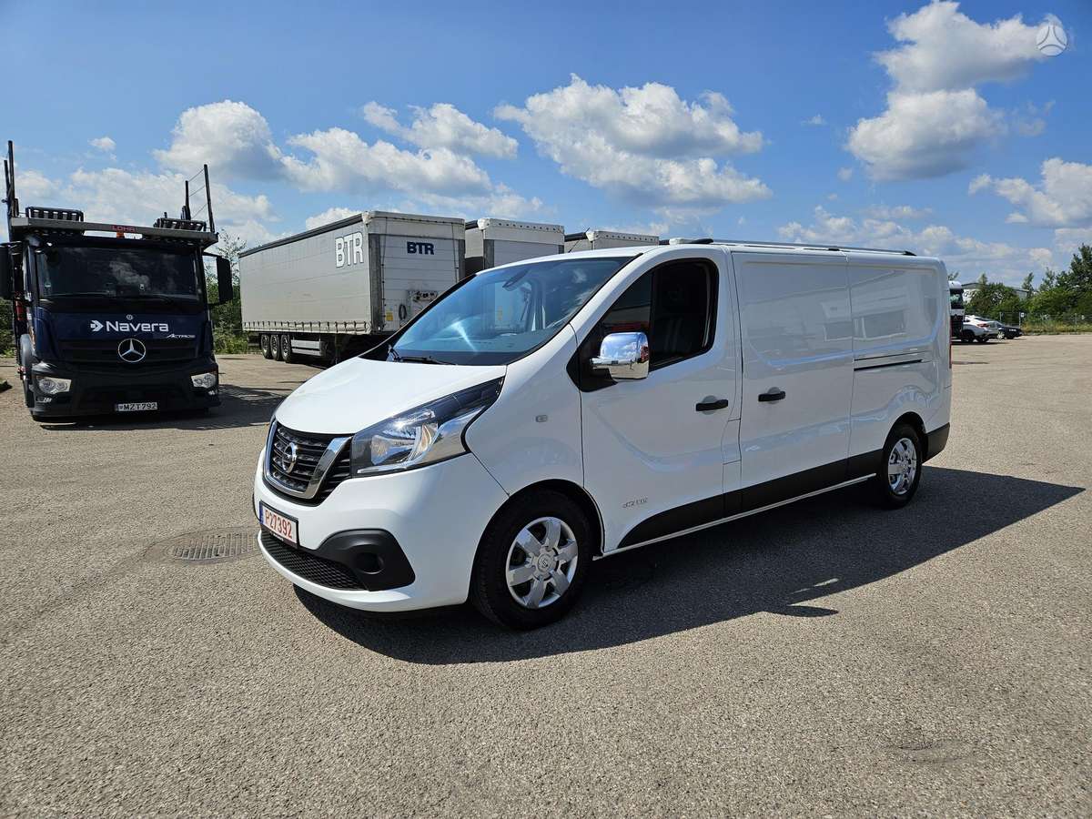Renault Trafic - 1