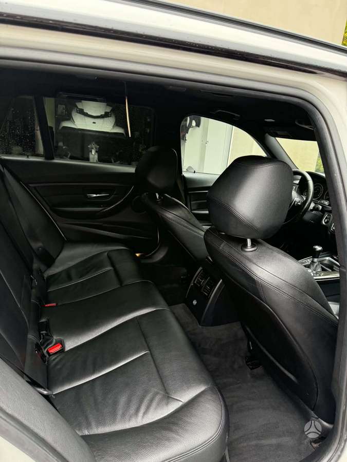 BMW 320, 2.0 l., wagon