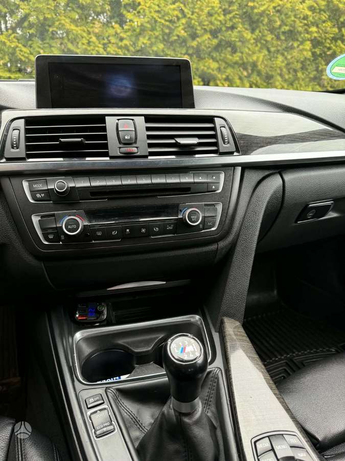 BMW 320, 2.0 l., universalas
