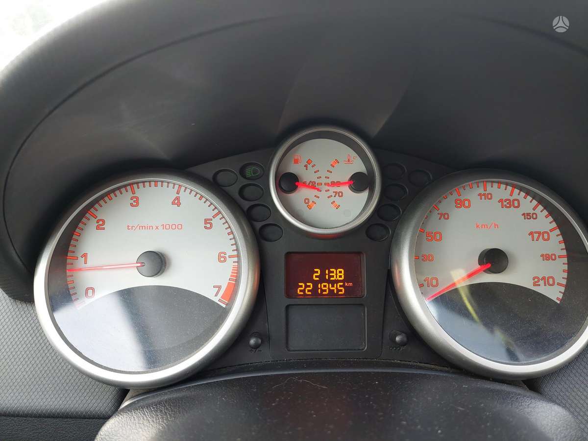 Peugeot 207 - 4
