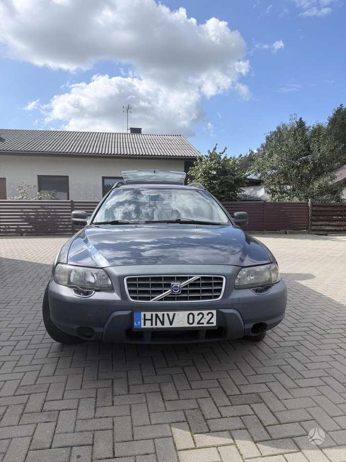 Volvo V70 - 1