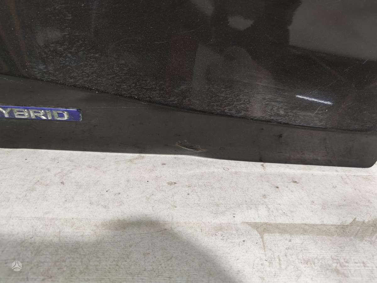 Lexus CT 200h doors
