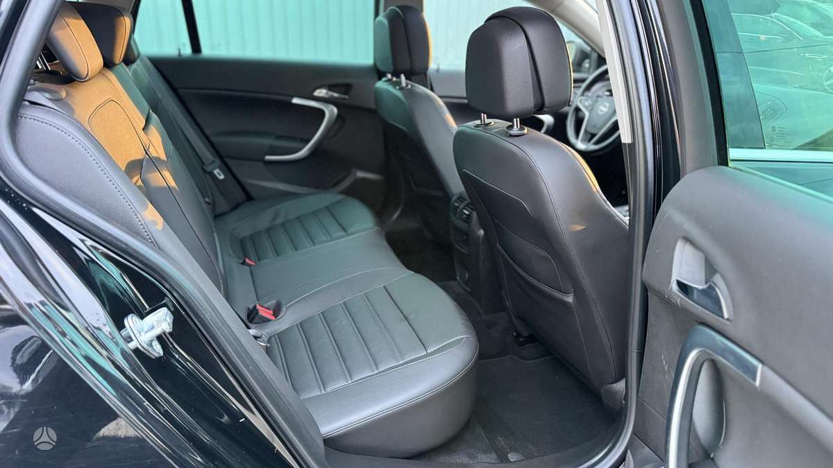 Opel Insignia, 2.0 l., Универсал