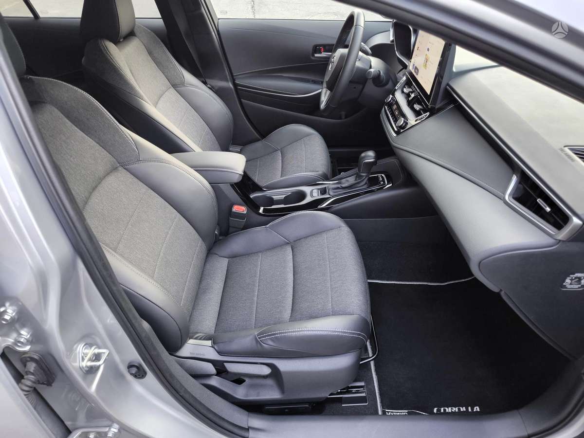 Toyota Corolla - 8