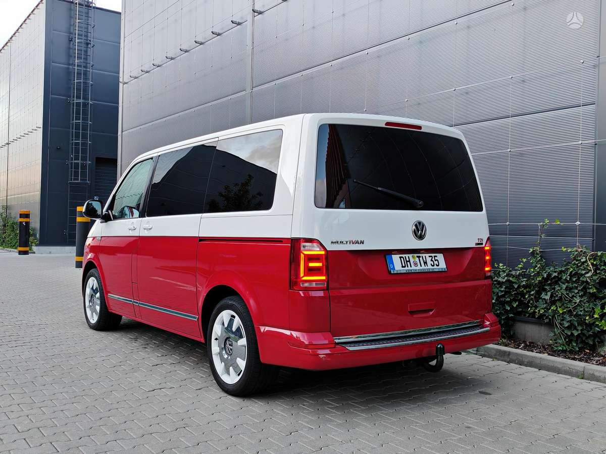Volkswagen Multivan - 10