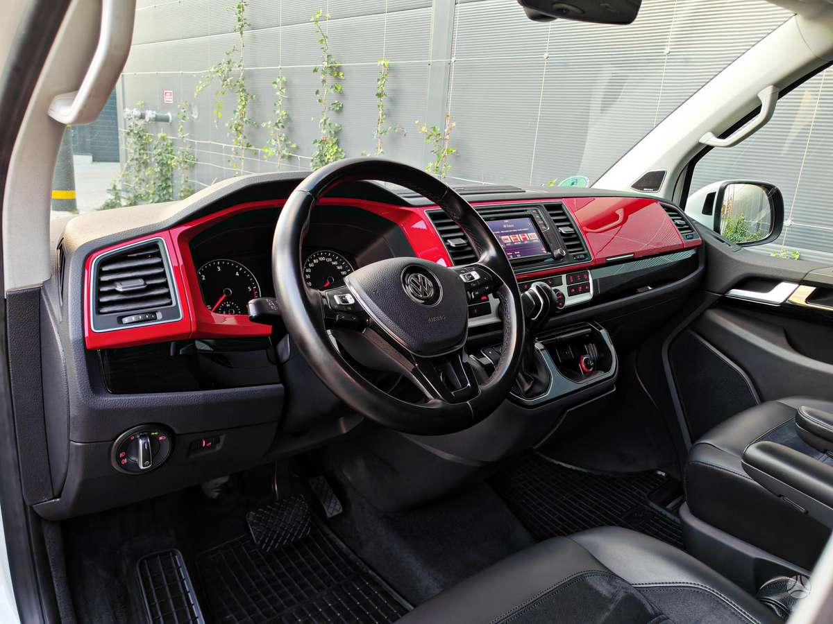 Volkswagen Multivan, 2.0 l., Минивэн