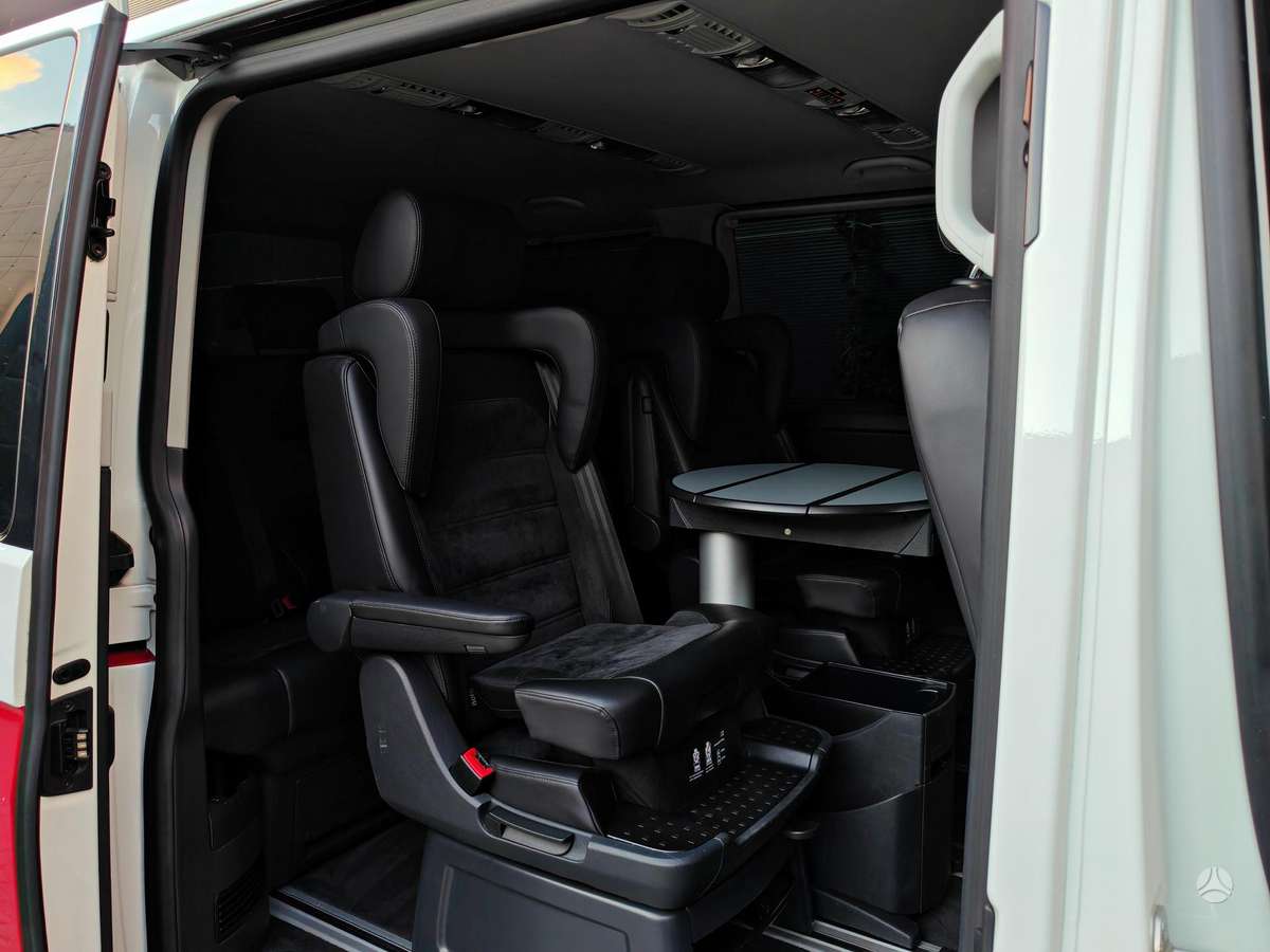 Volkswagen Multivan, 2.0 l., mpv / minivan