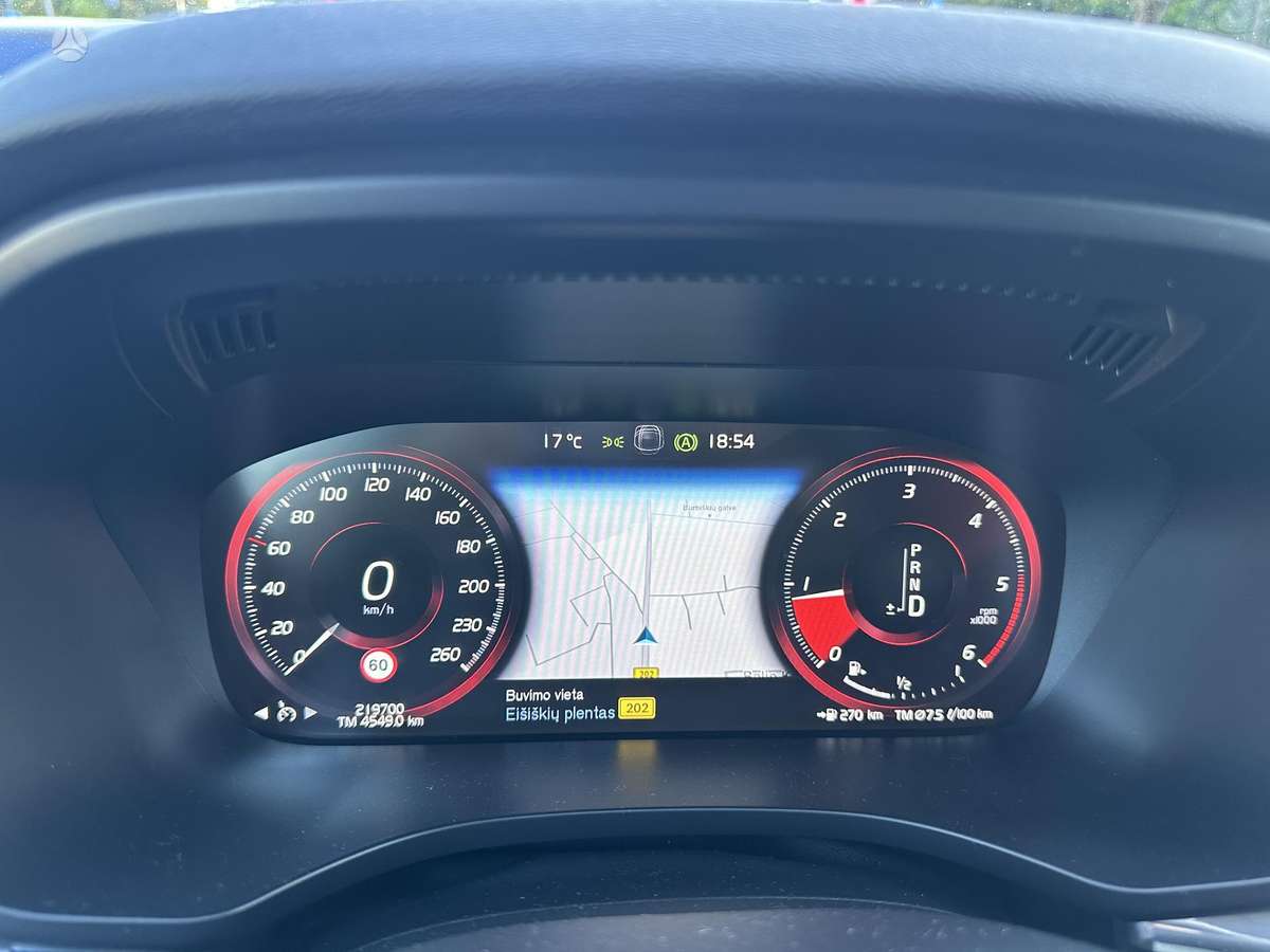 Volvo XC60 - 8