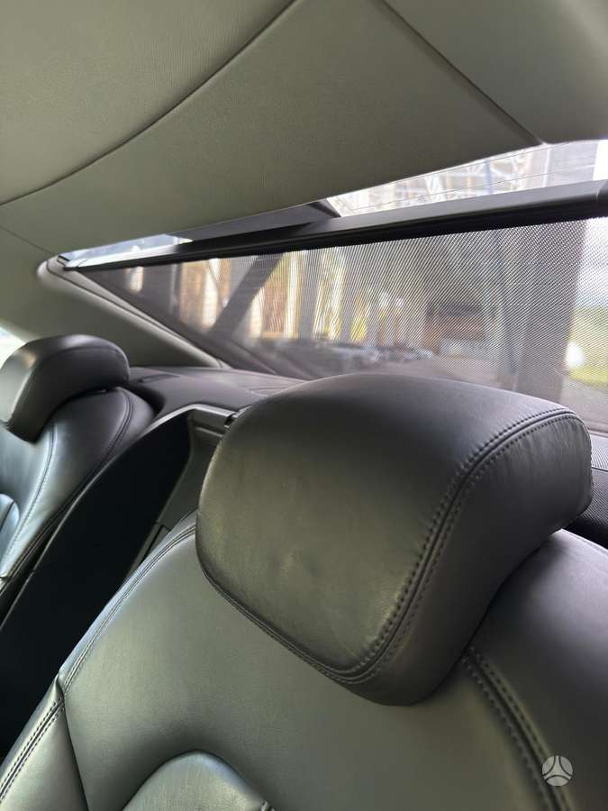 Audi A8, 4.1 l., Седан