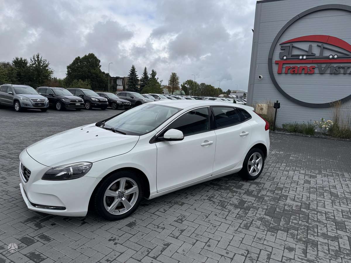 Volvo V40 - 2
