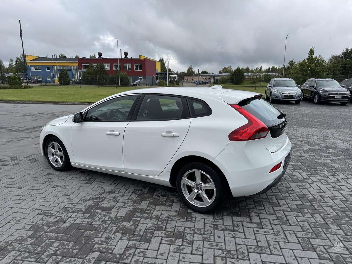 Volvo V40 - 3