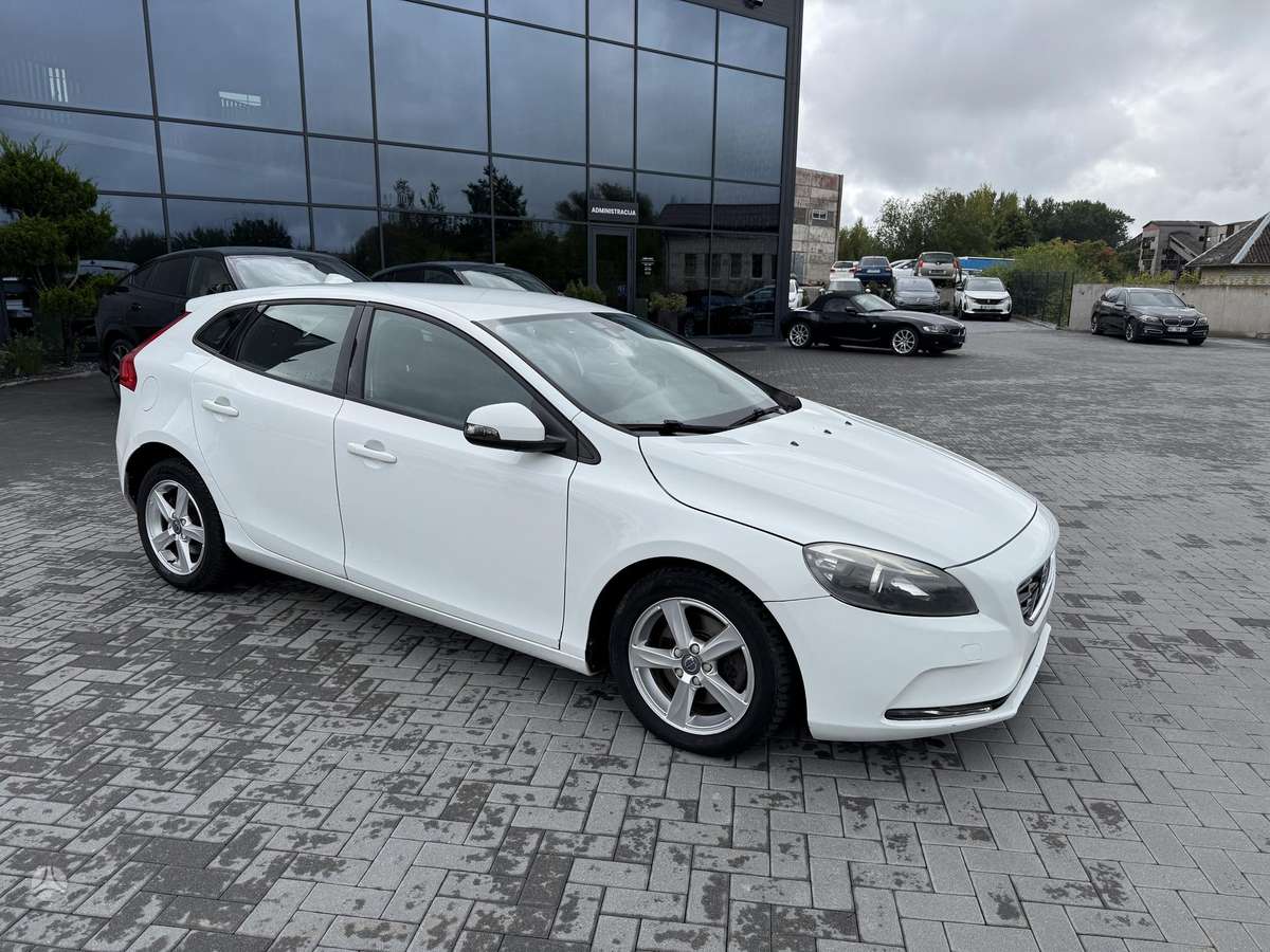 Volvo V40 - 6