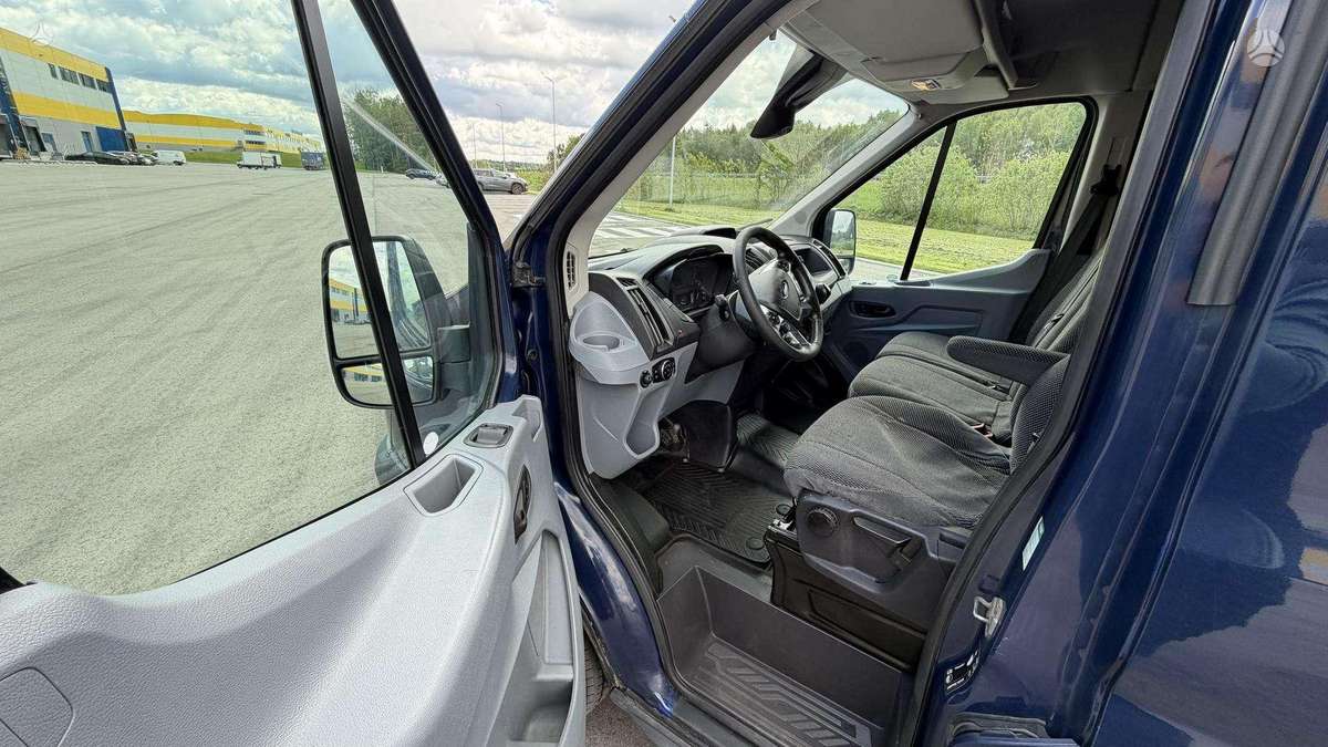 Ford Transit - 10
