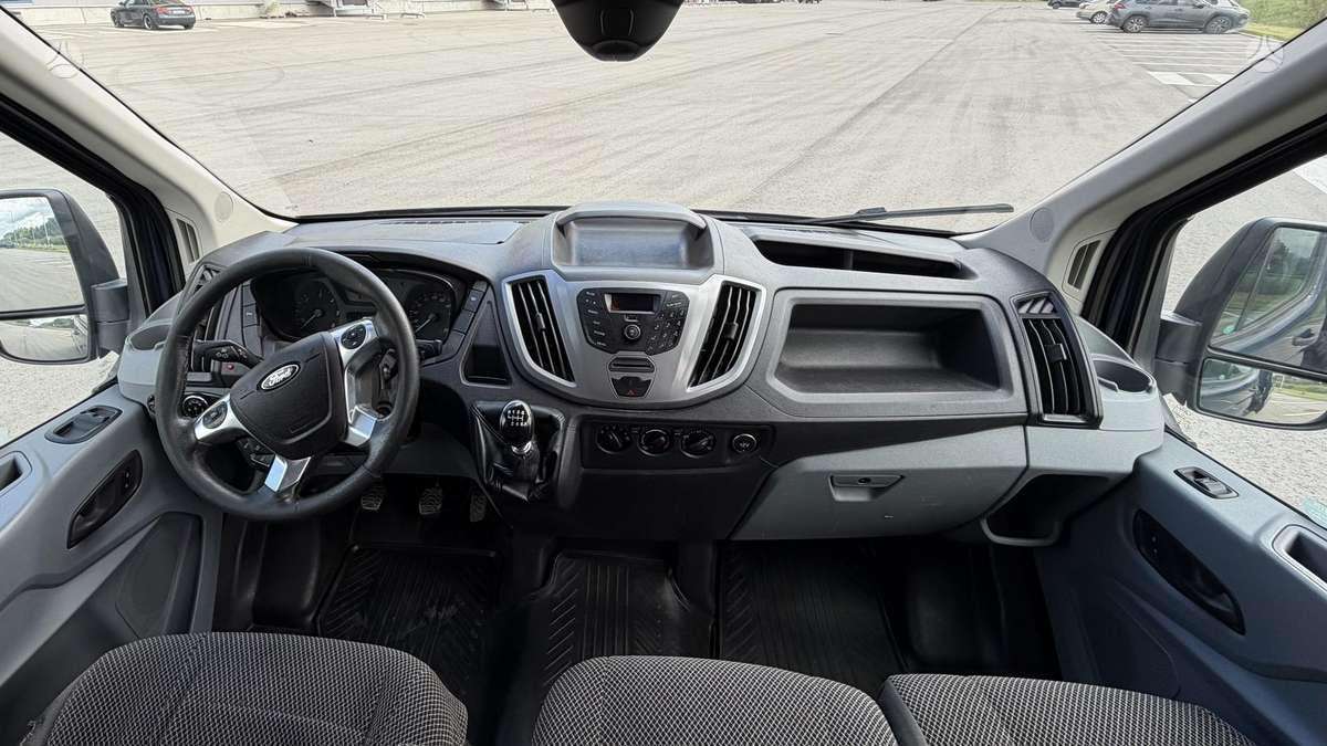 Ford Transit - 11