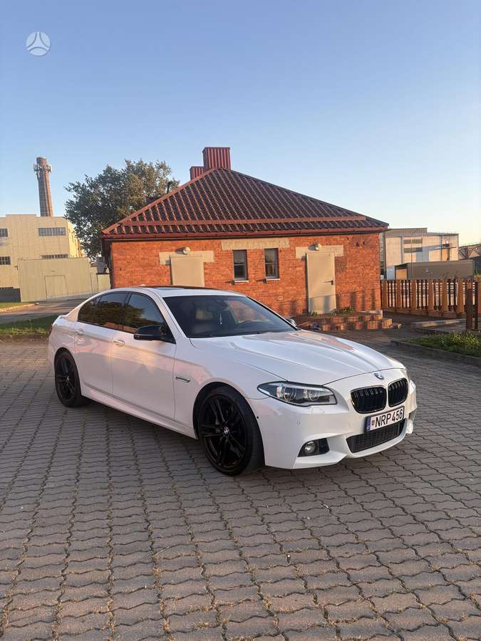 BMW 550, 4.4 l., Седан