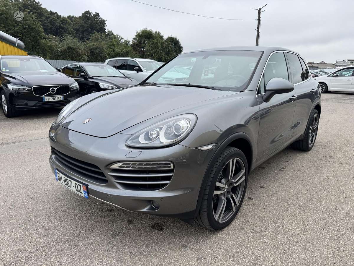 Porsche Cayenne - 3