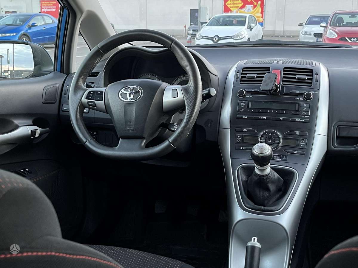 Toyota Auris - 6