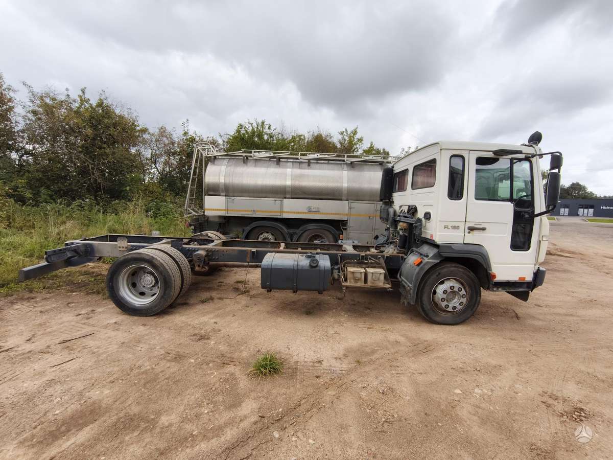 Volvo FL180, шасси