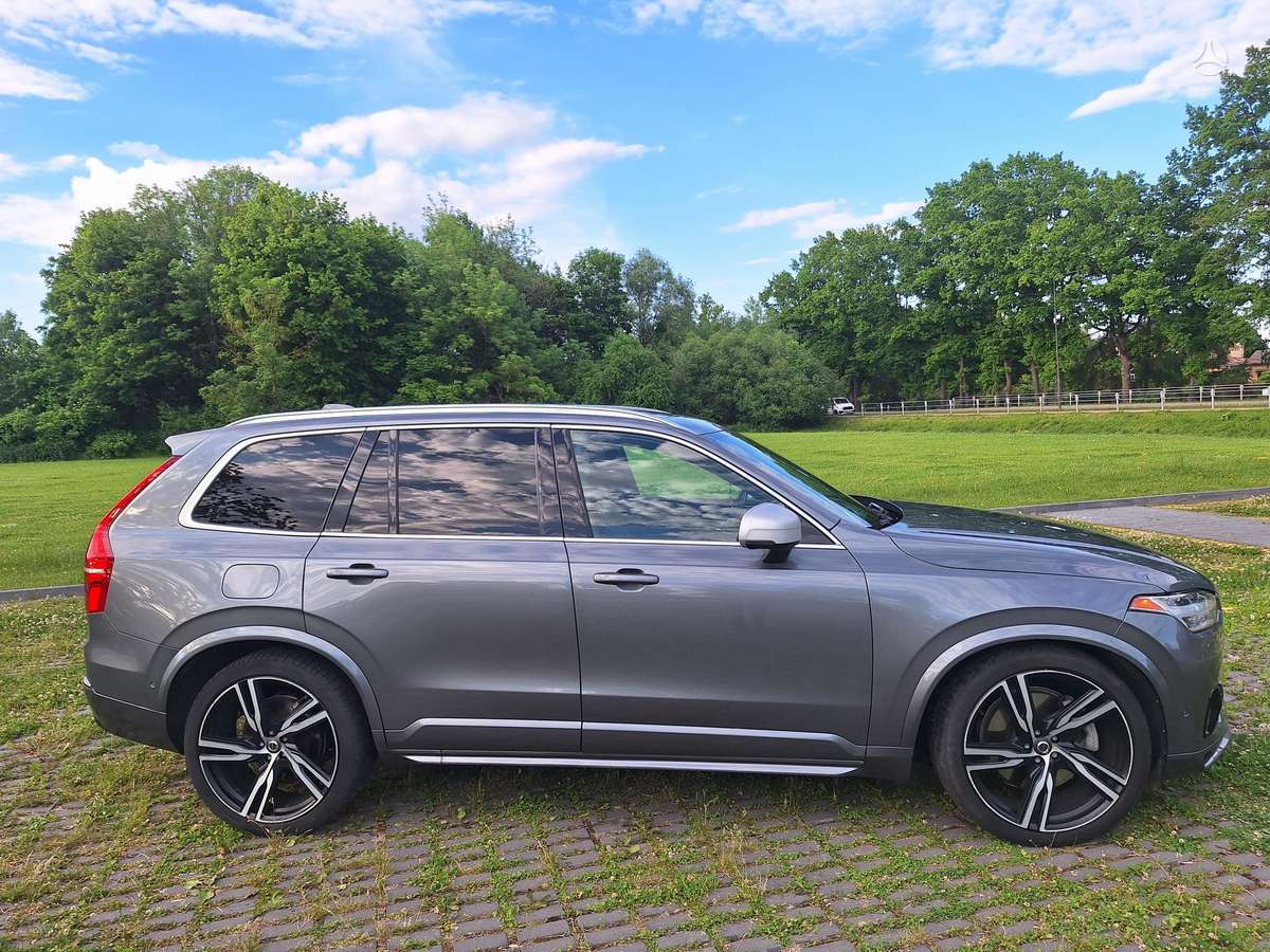 Volvo XC90 - 3