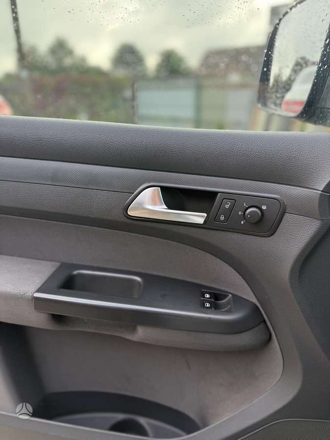 Volkswagen Caddy - 10