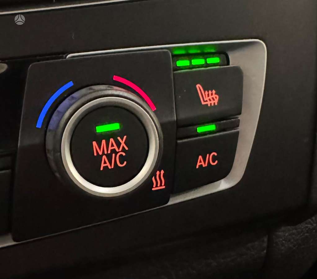 BMW 120, 2.0 l., Хэтчбек
