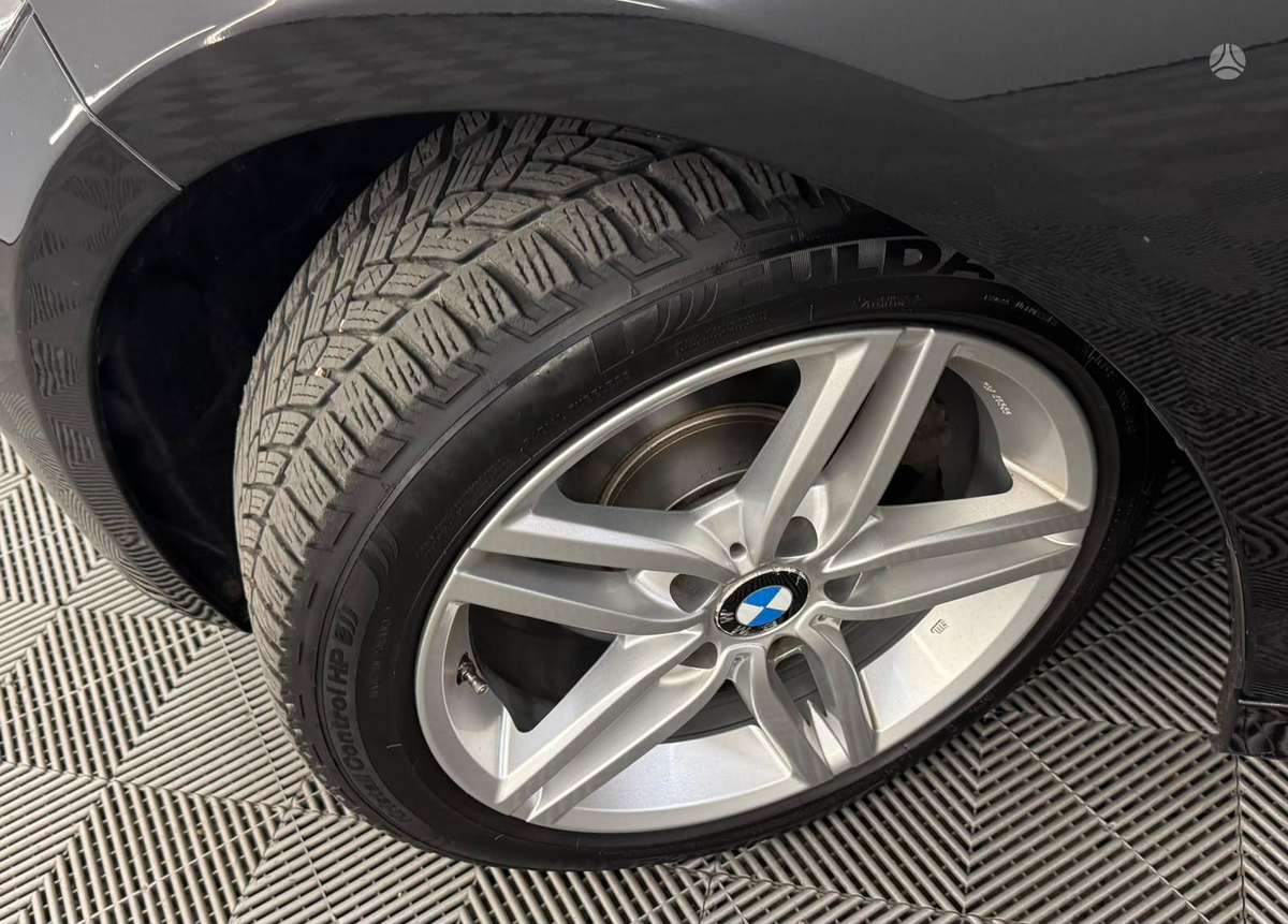 BMW 120, 2.0 l., Хэтчбек