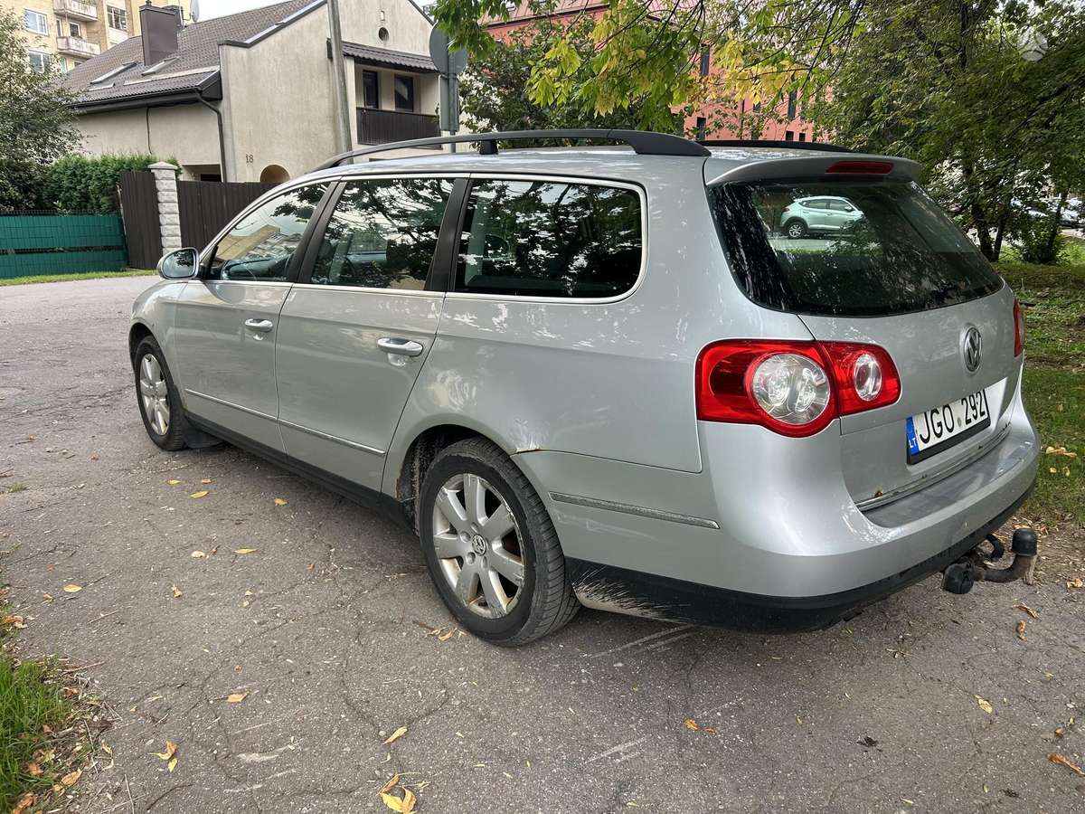 Volkswagen Passat - 5