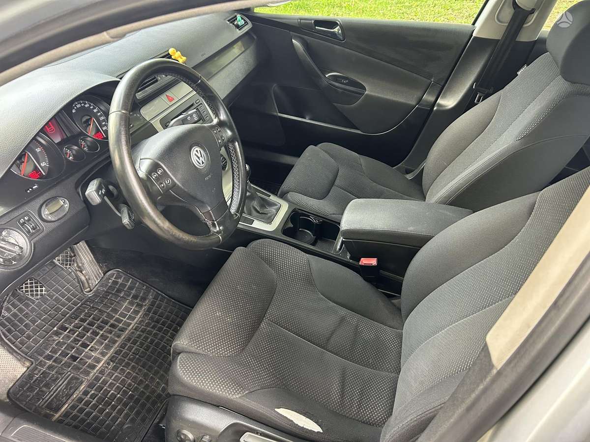 Volkswagen Passat - 9