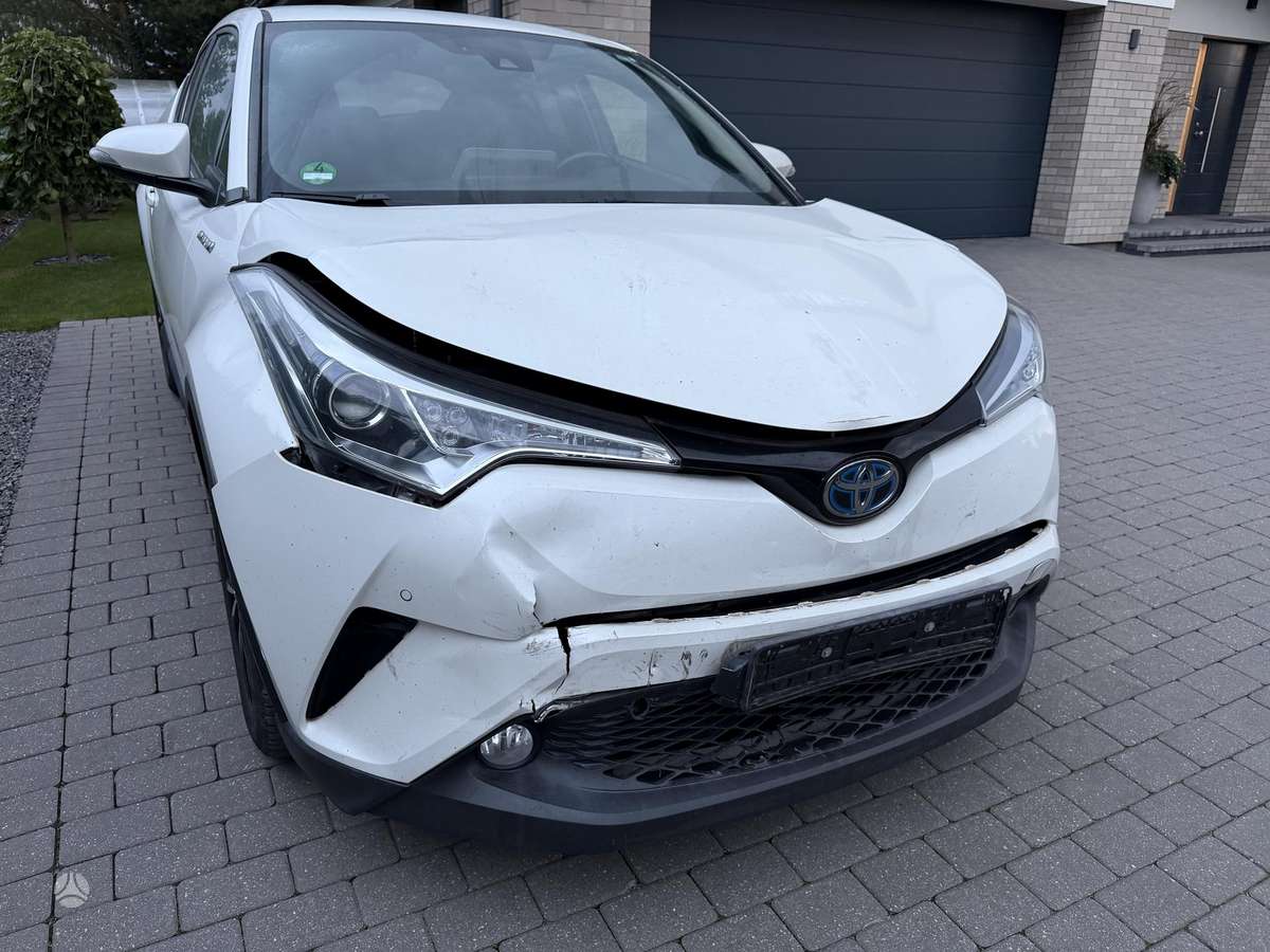 Toyota C-HR - 3