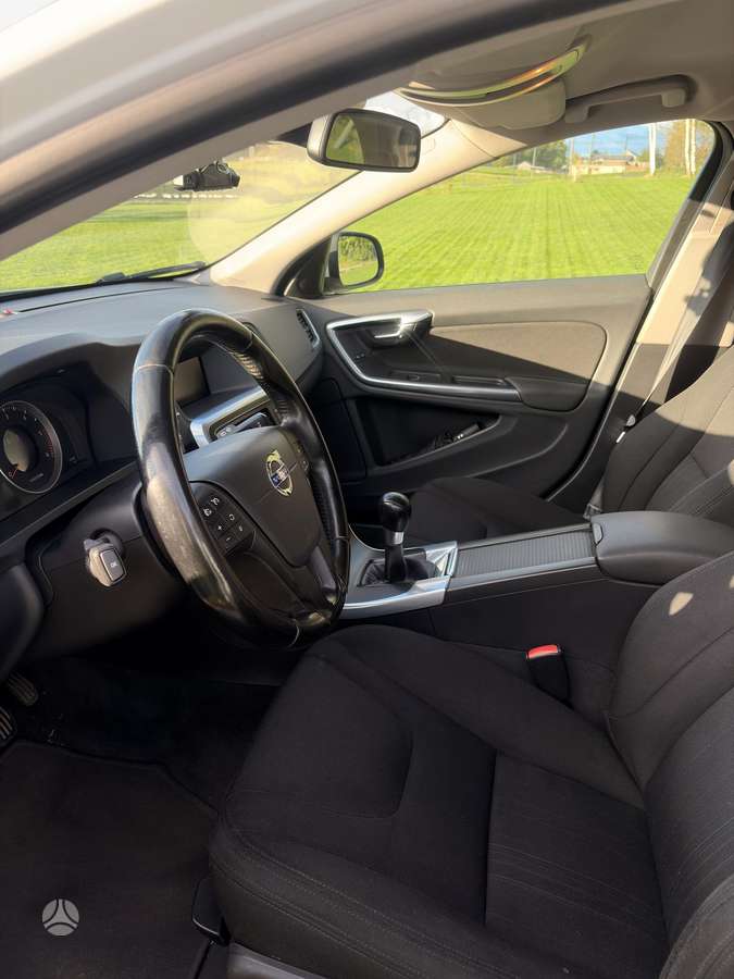 Volvo V60, 2.0 l., wagon