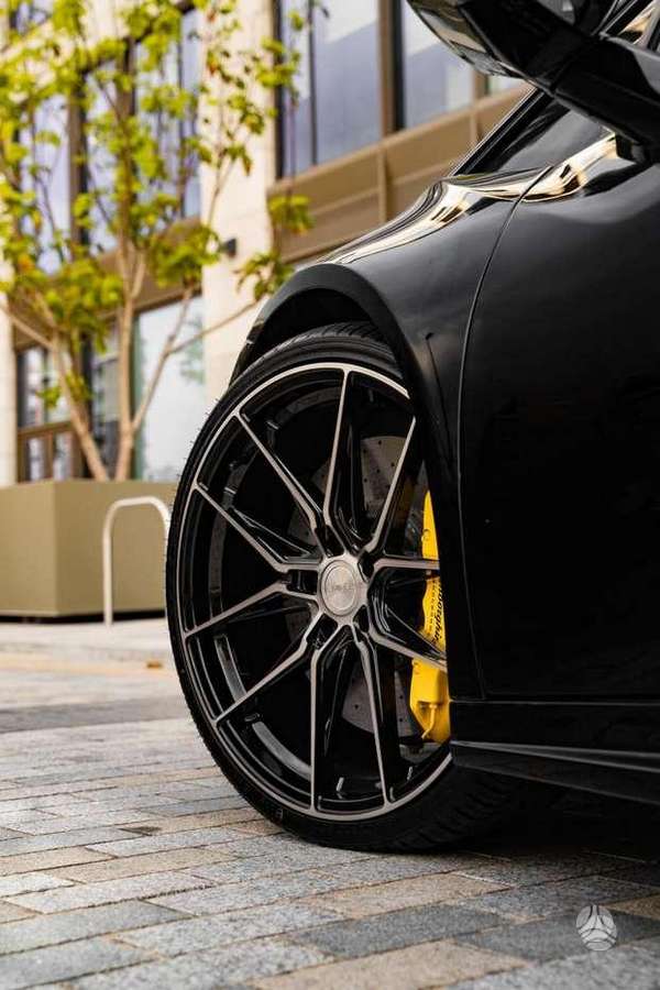 RIVIERA RF107 Black Polished FlowForme, light alloy, R20