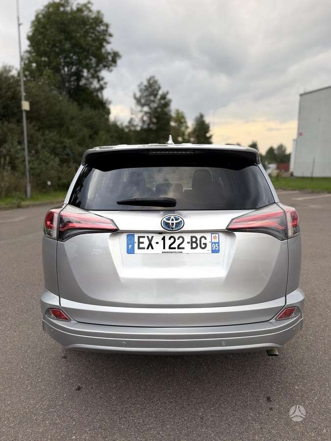 Toyota RAV4 - 4