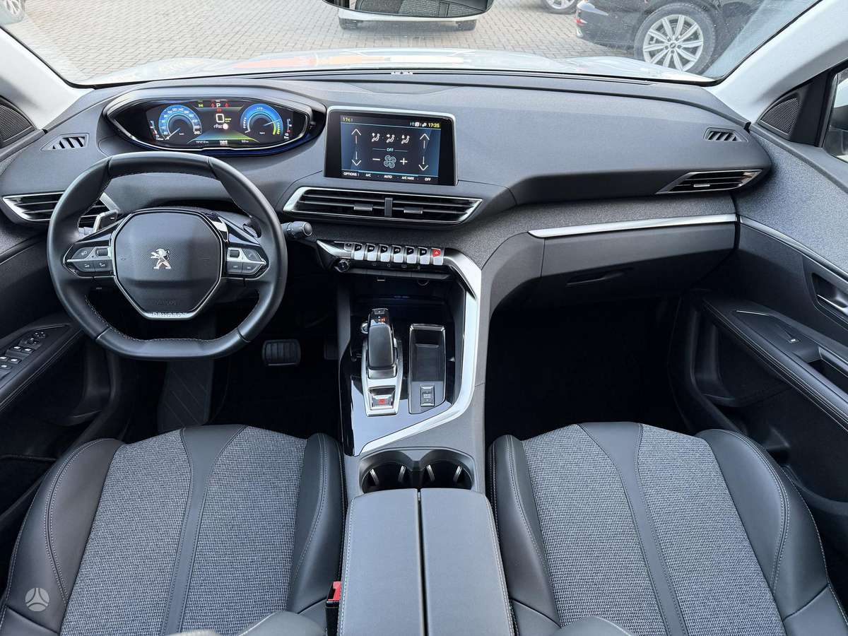 Peugeot 3008 - 8