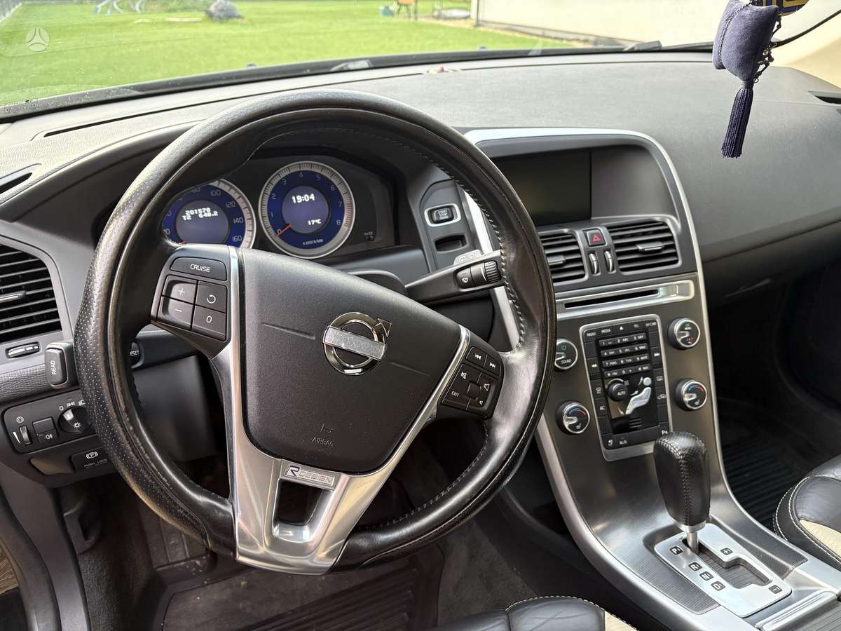 Volvo XC60 - 9